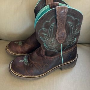 Size 9 Ariat Women’s Boot